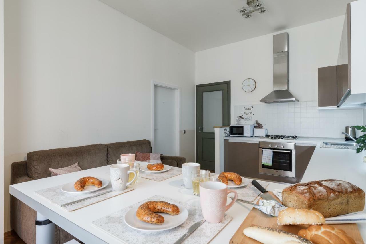 Art Apartments Prague II Luaran gambar
