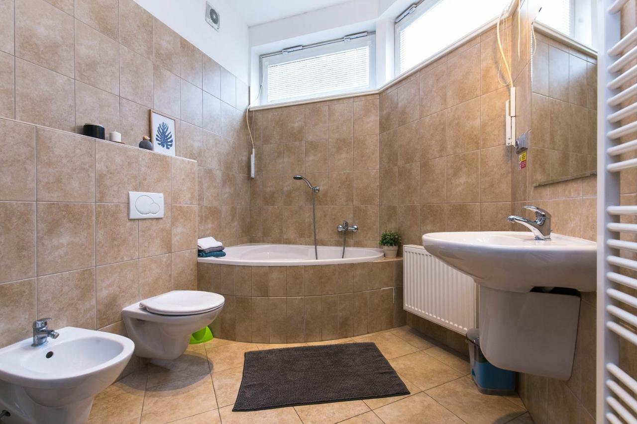 Art Apartments Prague II Luaran gambar