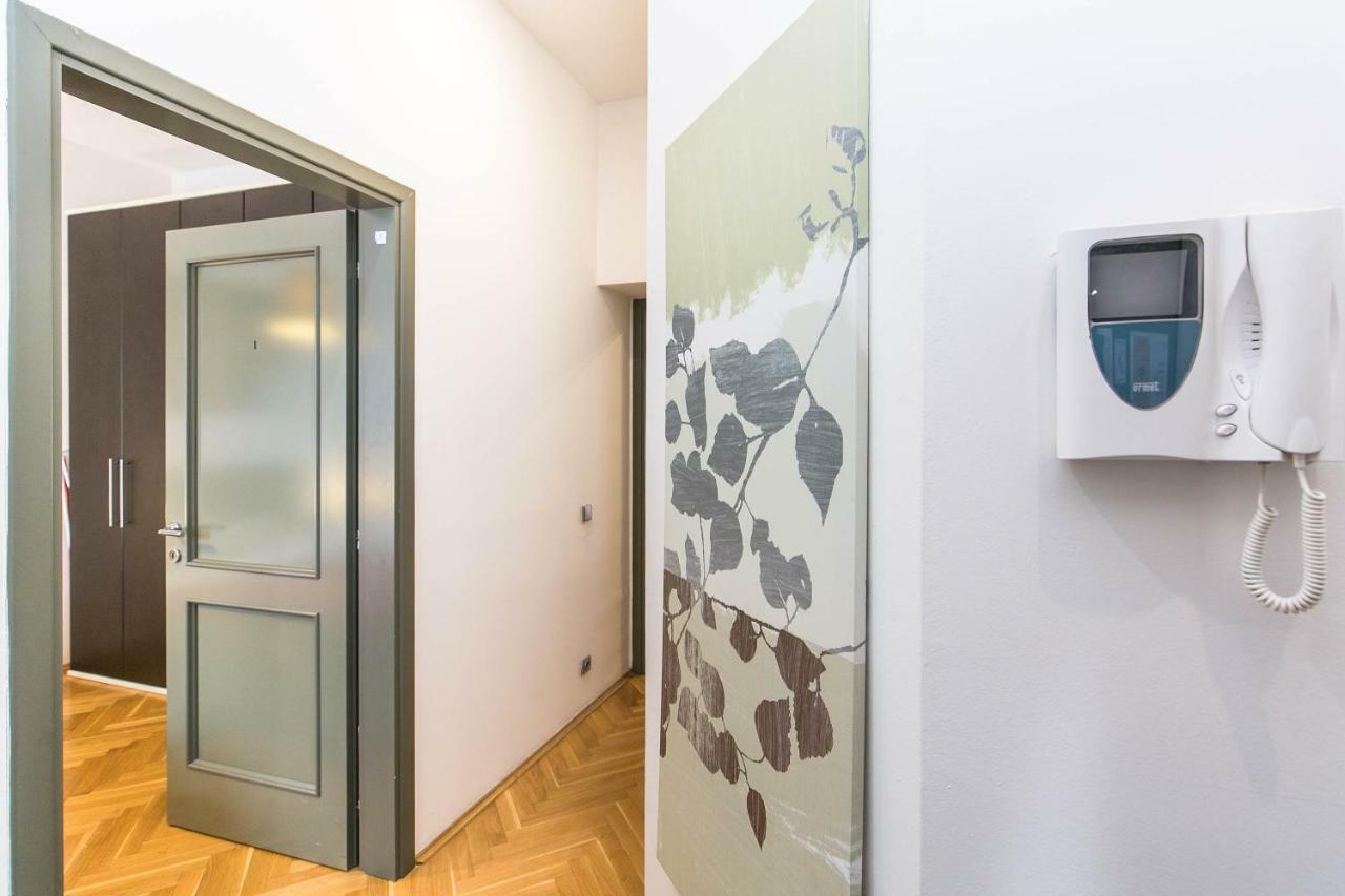 Art Apartments Prague II Luaran gambar