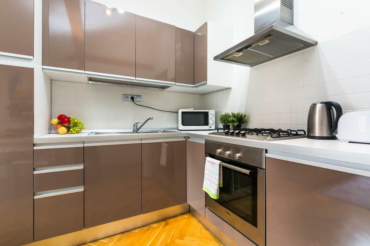 Art Apartments Prague II Luaran gambar