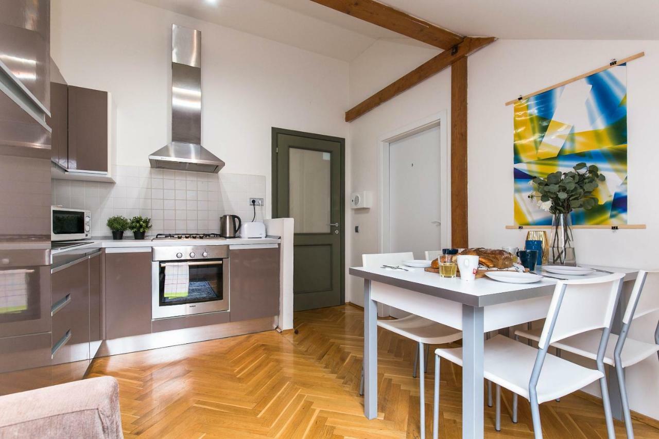 Art Apartments Prague II Luaran gambar